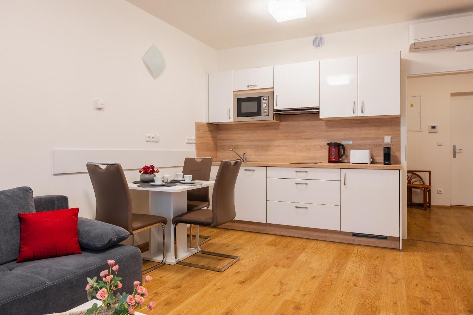 Apartmany Viva Třeboň Exterior foto
